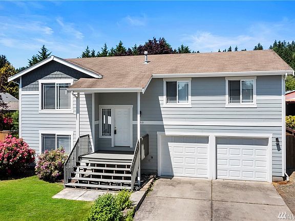 3rd image of 11913 58th Street Ct E
