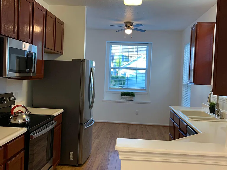 12474 Brookline St — Photo 6