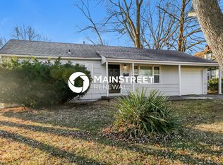 6115 W 74th St, Overland Park, KS 66204