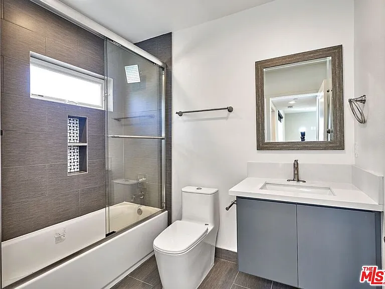 4507 Lomita St #1/2 — Photo 29