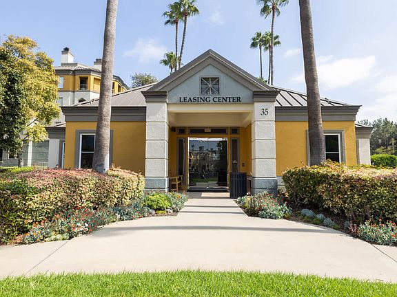 Leasing Center