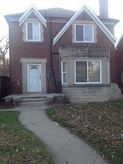 2nd image of 19329 Pinehurst St