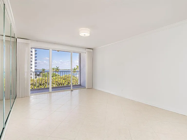 3901 S Flagler Dr #505 — Photo 26