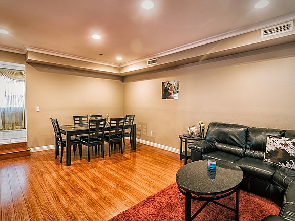 3rd image of 10244 Hillhaven Ave APT 9