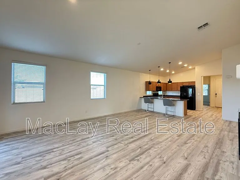 2372 E Dust Devil Dr — Photo 7