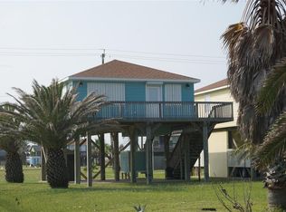 315 Seabean St, Surfside Beach, TX 77541