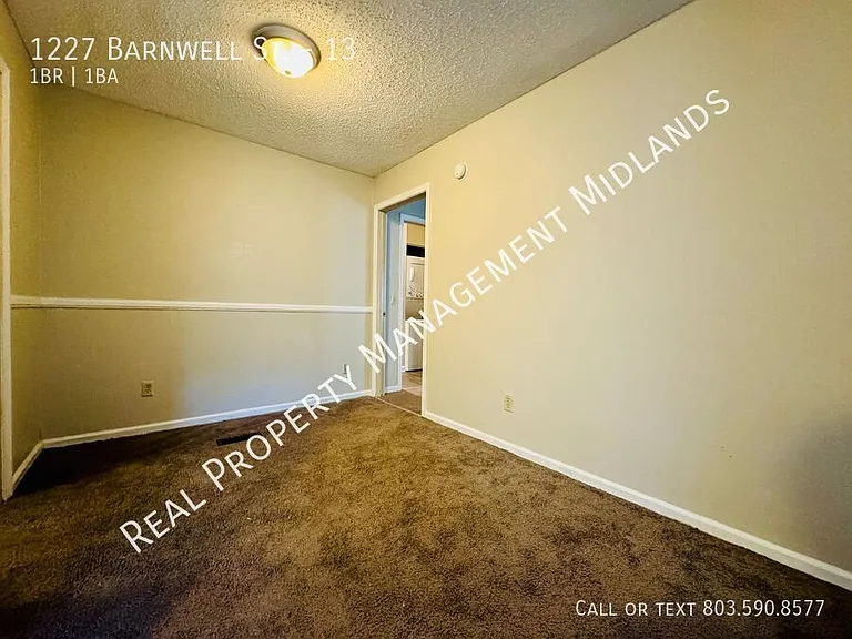 1227 Barnwell St #13 — Photo 7