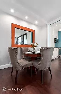 4th image of 210 E 65th St APT 14A