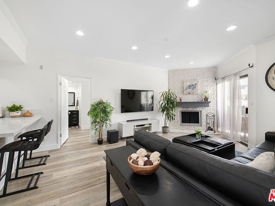 1st image of 1665 Federal Ave Unit 302