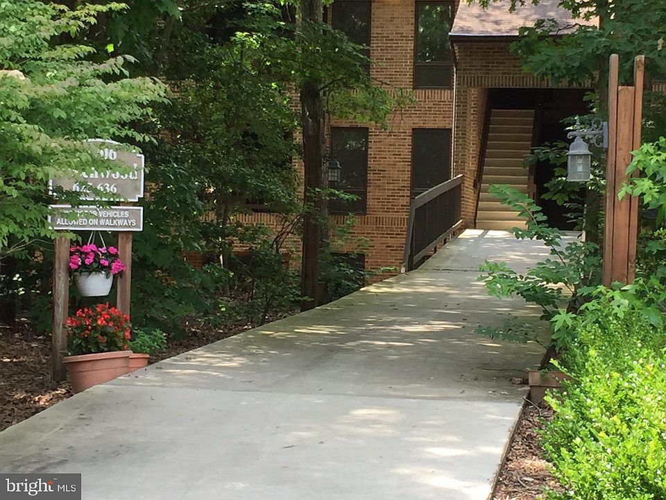 1st image of 44706 Beechwood Ct #4C-628