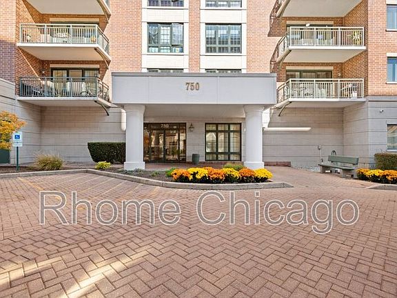 4th image of 750 Pearson St APT 911