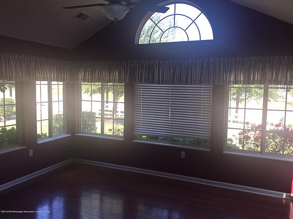3rd image of 8924 Oak Branch Ln