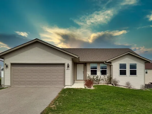 3030 Hiddengreen Dr, Belvidere, IL 61008