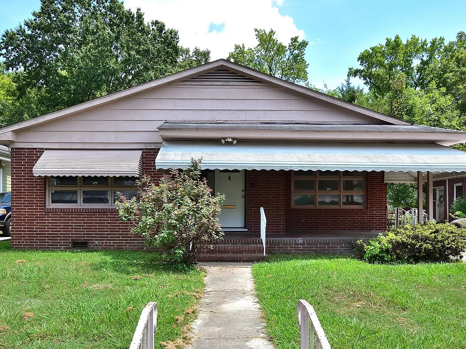 329 Myrtle Ave