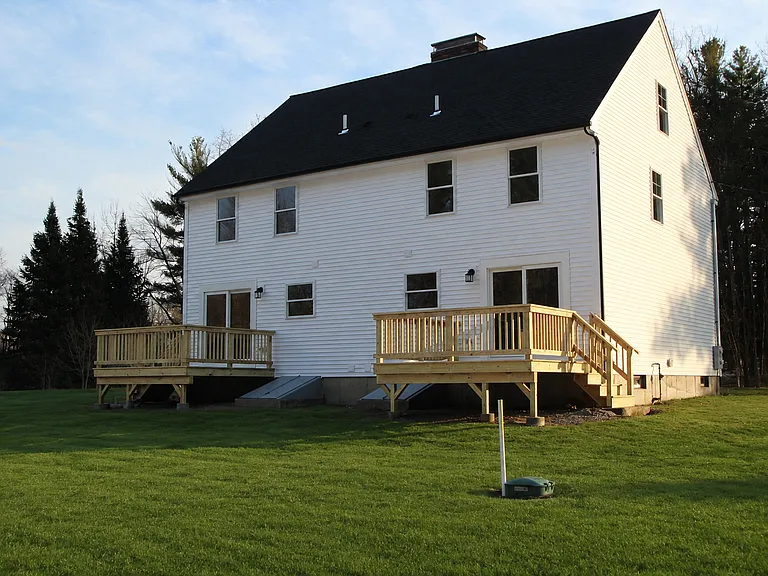 72 Hill Rd #A — Photo 2