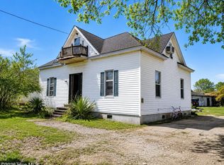 206 Pinecrest Dr, Warsaw, NC 28398