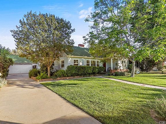 2nd image of 23142 Leonora Dr