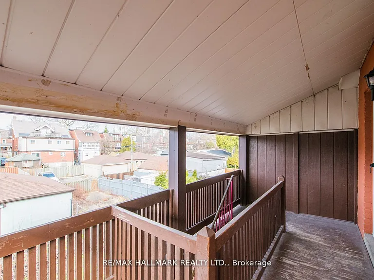 576 Ossington Ave S #2 — Photo 31