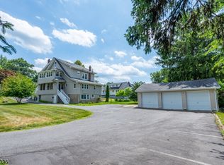 81 Lane Ave, West Caldwell, NJ 07006