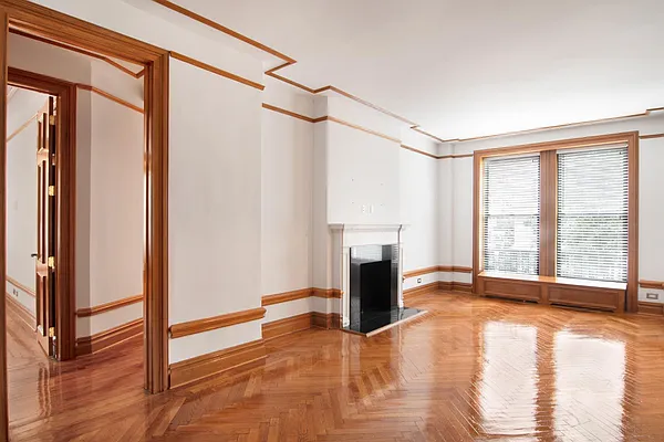 Rented by WAM Partners - William Moses Co. | media 32