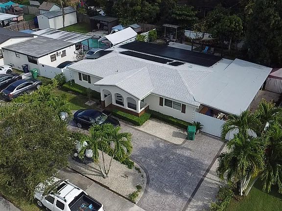 2nd image of 9920 Jamaica Dr