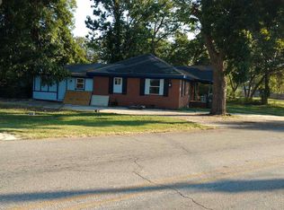 307 Spruce St, Fort Valley, GA 31030