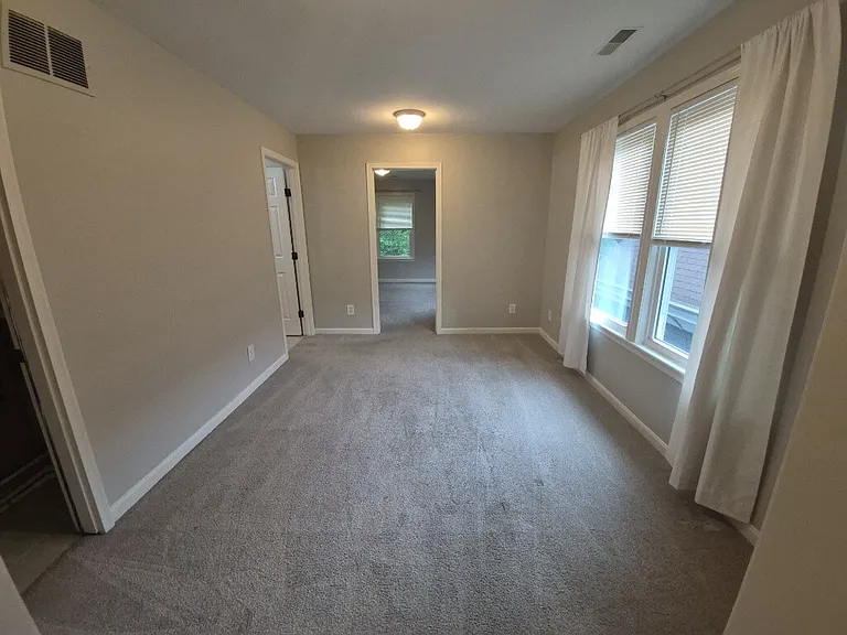 568 Delta Ave #2 — Photo 12