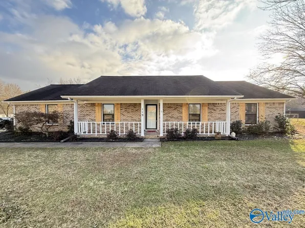119 Molly Bette Dr, Huntsville, AL 35811