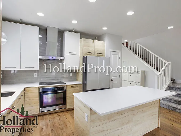 4859 SE Vintage Pl — Photo 8