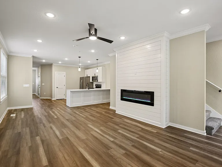 Greenwood Townhomes — Photo 86