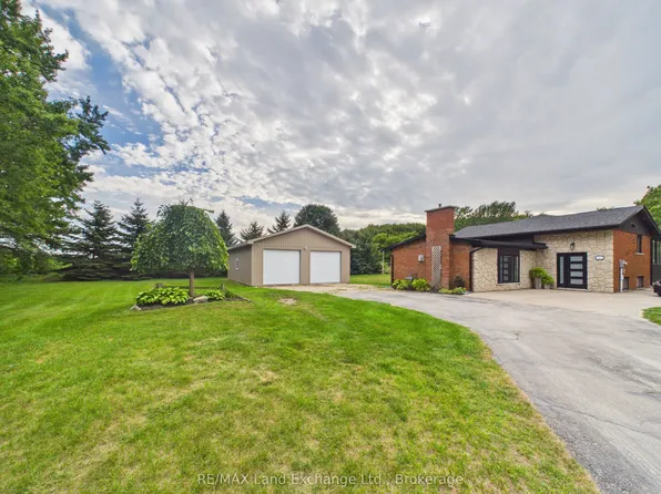 2 Park St, Huron Kinloss, ON N0G 2R0
