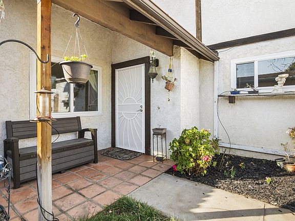 5th image of 11023 Eldora Ave