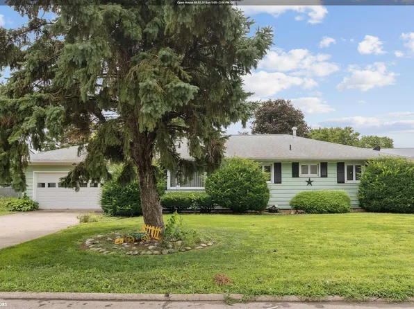 104 Kennedy St, New London, IA 52645