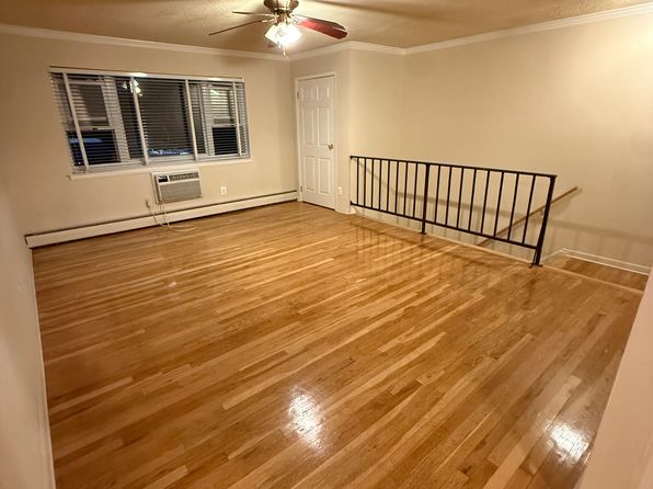 (undisclosed Address)