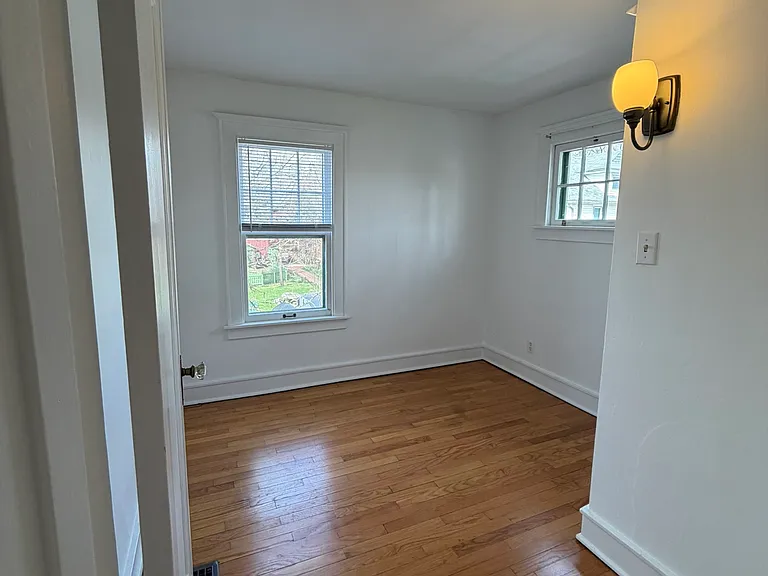 221 Houston Pl — Photo 20