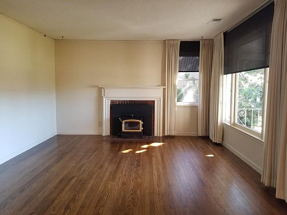 4th image of 834 Sunnybrae Blvd