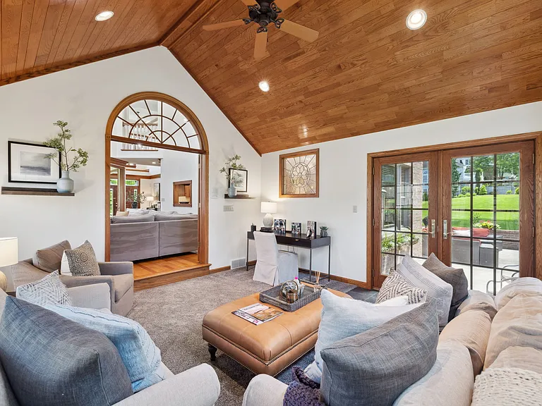 2504 Ron Dr — Photo 22