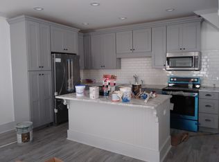 19 Radcliffe Pl, Charleston, SC 29403