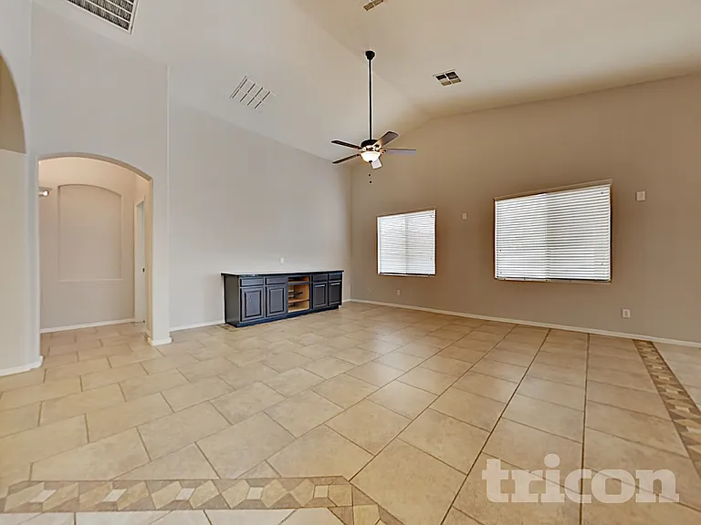 24743 W Illini St — Photo 4