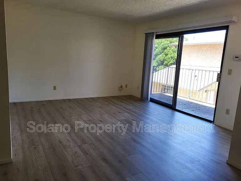 818 E Tabor Ave #8 — Photo 6