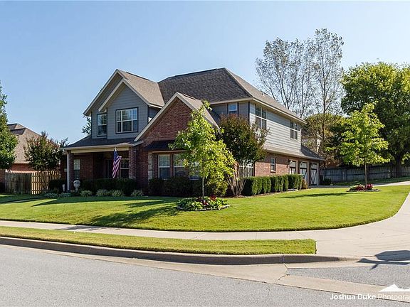 2nd image of 409 Grand Ct