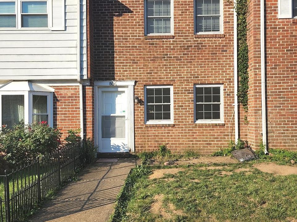 1st image of 806 Bellows Ave