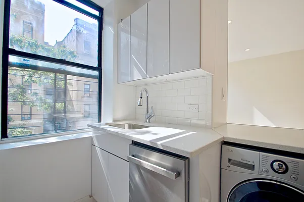 Rented by Compass | media 5