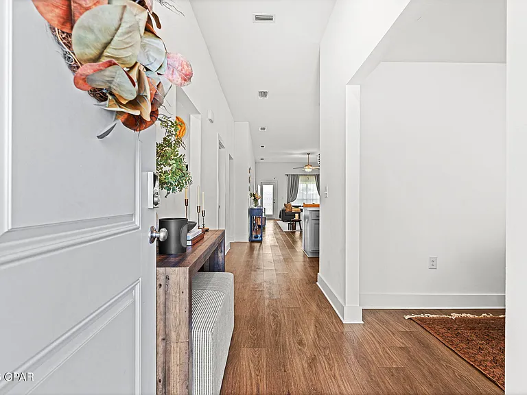 283 Bayou Bend Ln — Photo 2