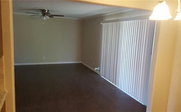 3rd image of 502 Campfire Dr