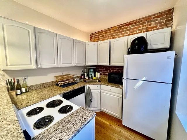 95 Prince St #2 — Photo 17