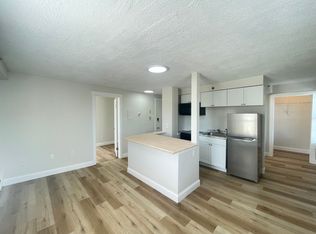251 Pine St APT 304, Manchester, NH 03103