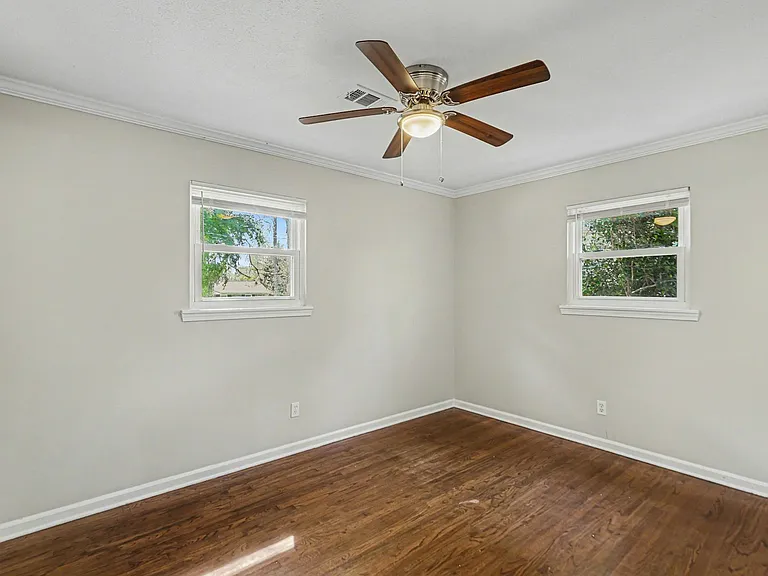 3670 Goodwin Rd — Photo 13