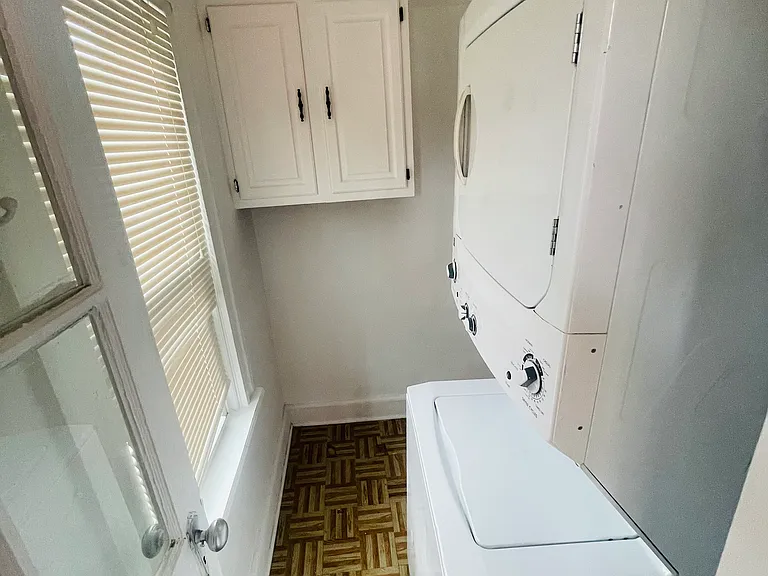 3712 Parkside Dr #2 — Photo 9