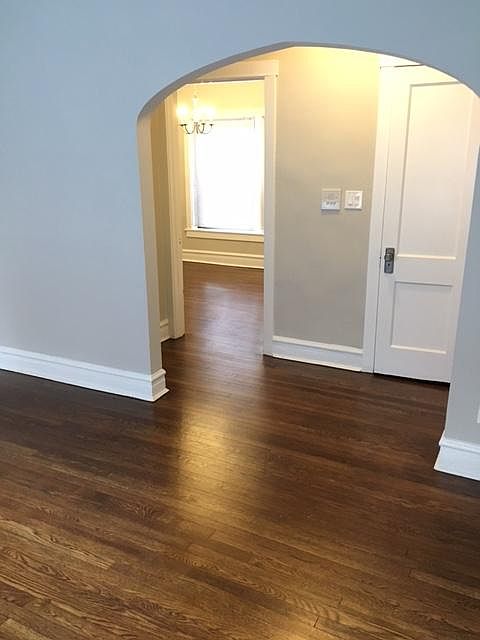 1st image of 1248 W Bryn Mawr Ave #1